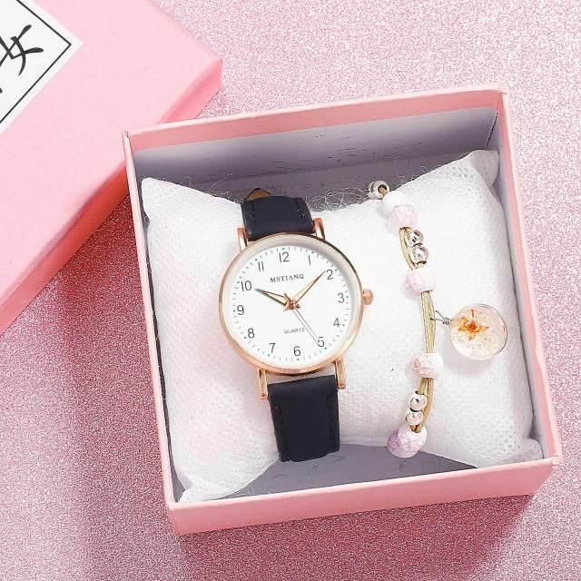 STEVVEX Women's 30mm Quartz Leather-Strap Watch | STGD278NTE