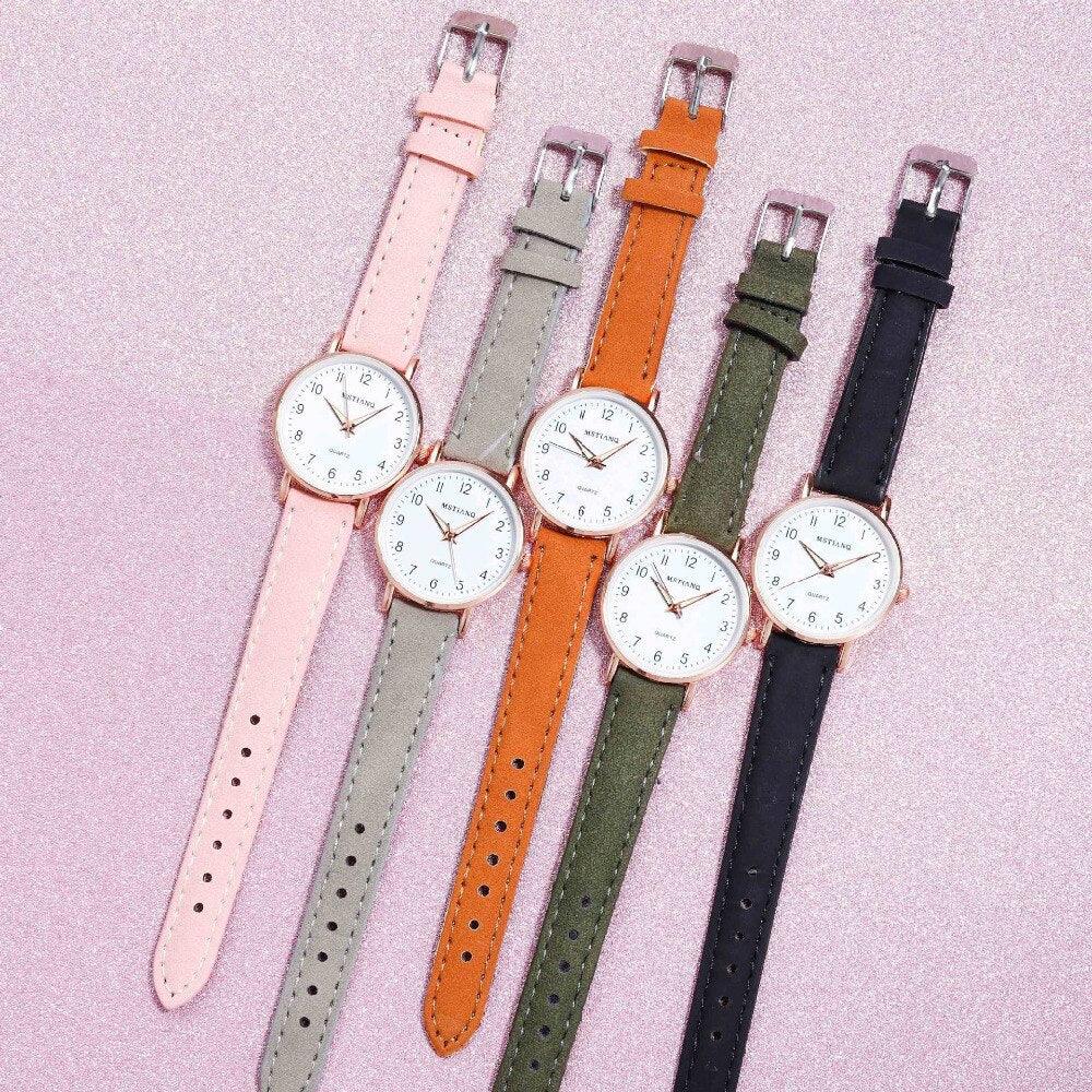 STEVVEX Women's 30mm Quartz Leather-Strap Watch | STGD278NTE
